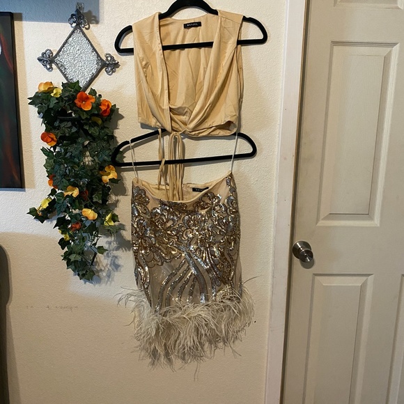 Nude/Gold Banjul Size S [NWT] - Picture 4 of 12